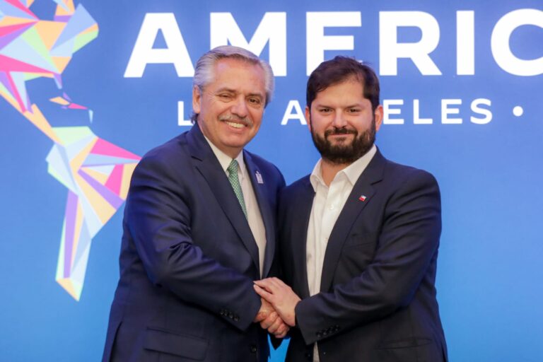 El Presidente anunció junto a su par chileno que Argentina