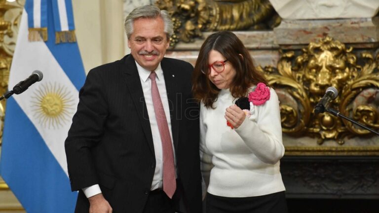 El Presidente recibió a Massa y está reunido con Batakis