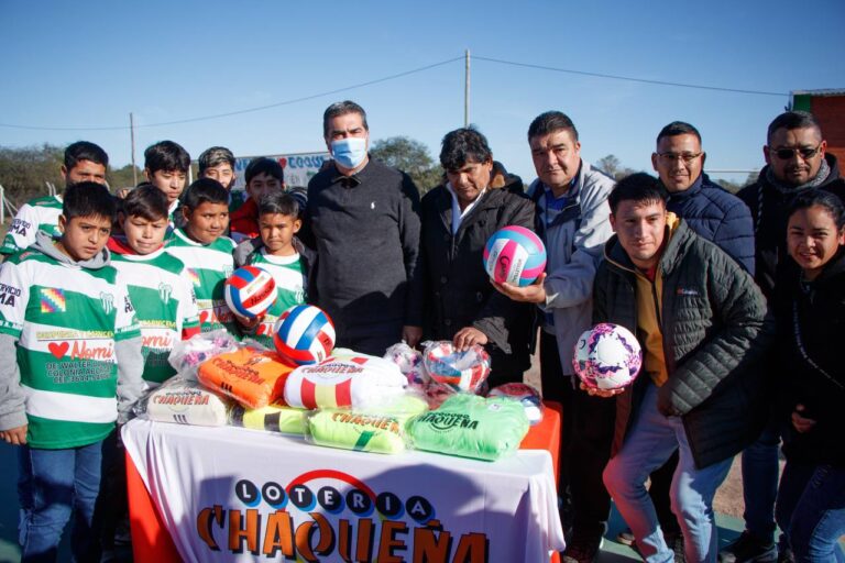 CAPITANICH INAUGURÓ PLAYÓN DEPORTIVO Y VESTUARIOS EN EL CLUB ABORIGEN