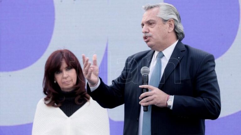 El Presidente se solidarizó con Cristina Fernández y condenó la «persecución judicial»