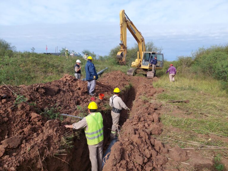 ACCESO AL AGUA: AVANZA LA EXTENSIÓN DEL ACUEDUCTO