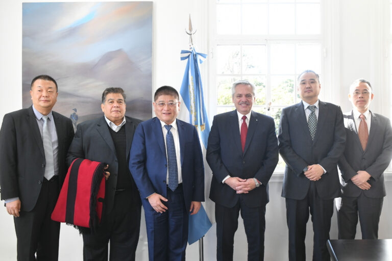 El Presidente recibió a las autoridades de la empresa china CITIC Construcción