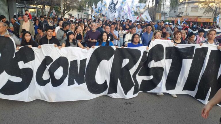 MARCHA EN REPUDIO AL INTENTO DE MAGNICIDIO