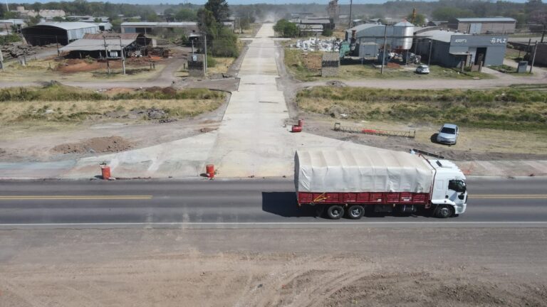 PRESIDENCIA DE LA PLAZA: VIALIDAD AVANZA