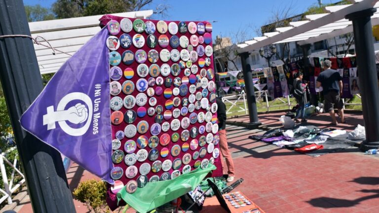 «La gran fiesta de los feminismos populares»