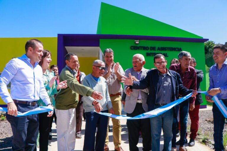 EL GOBERNADOR INAUGURÓ MÚLTIPLES OBRAS