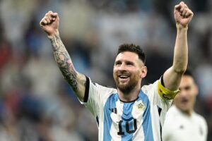 Lionel Messi ya está en la Argentina y se entrena por la tarde con la Selección