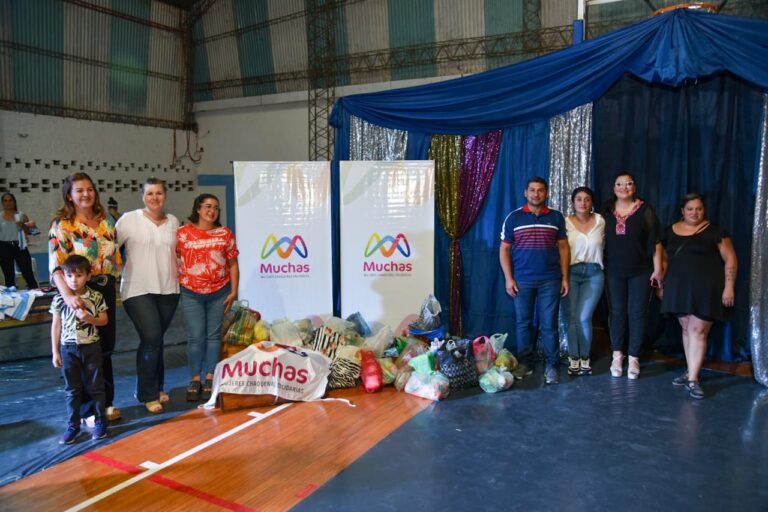 La Fundación Muchas realizó nuevo desfile solidario