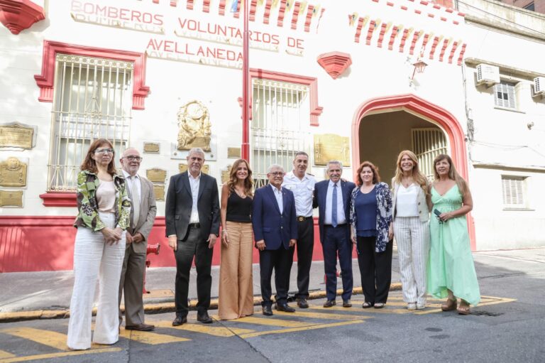 Lanzamiento del seguro para bomberos voluntarios