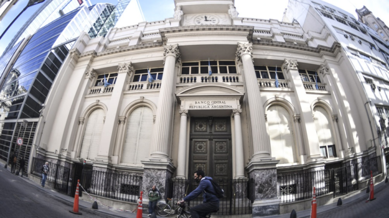 El Banco Central compró US$ 12 millones