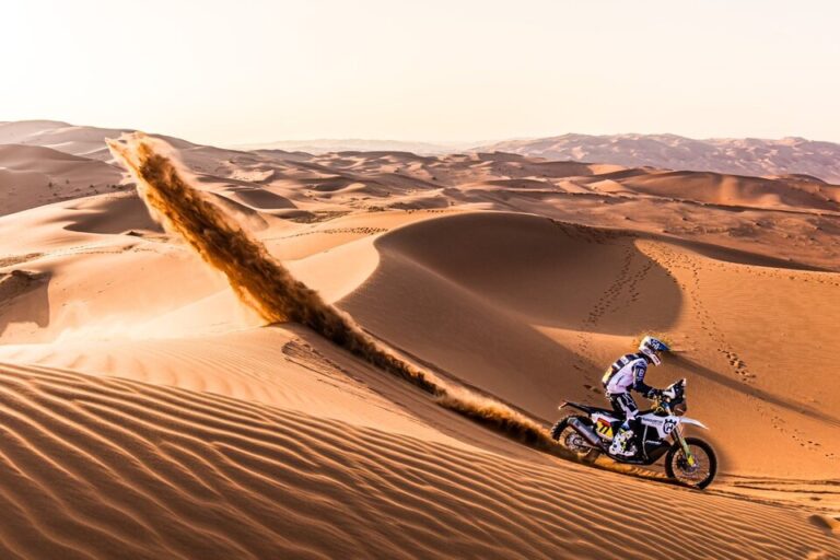 Se corrió la décima etapa del Rally Dakar en Arabia Saudita