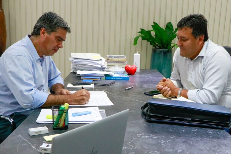 CAPITANICH Y PÉREZ ANALIZARON OBRAS  