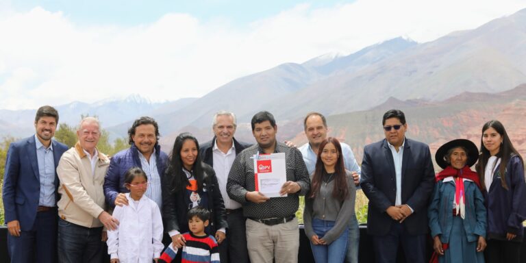 Entrega de viviendas en Salta