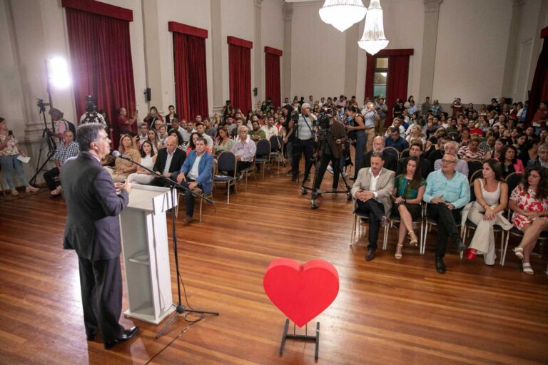 Presentación de su último libro “Argentina merece más”