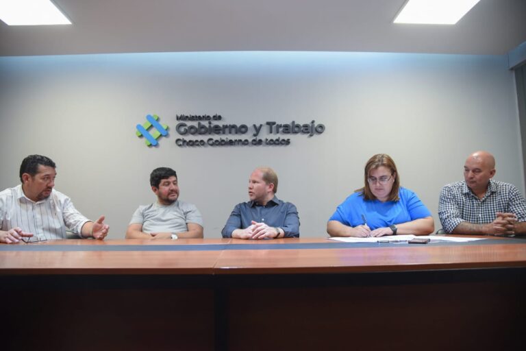 GOBIERNO Y CGT FIRMARON UN CONVENIO