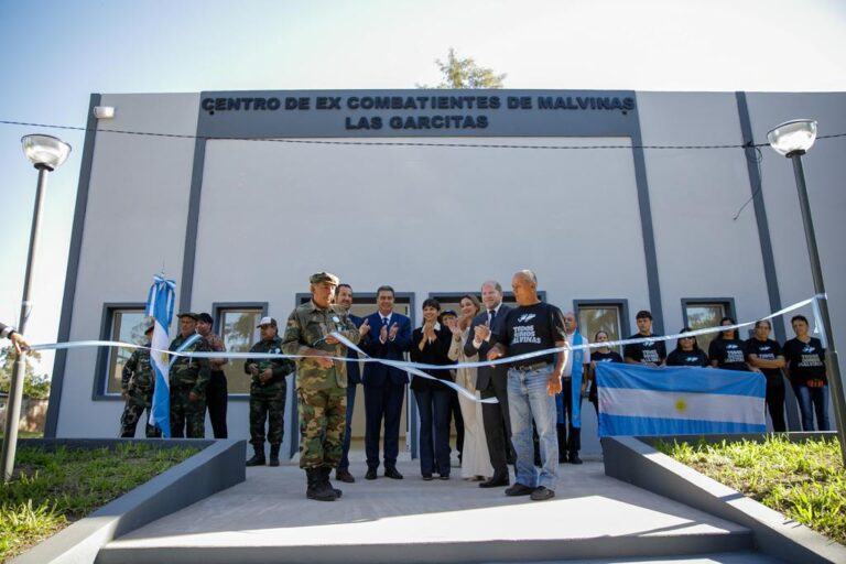 CAPITANICH INAUGURÓ UN CENTRO DE VETERANOS EN LAS GARCITAS