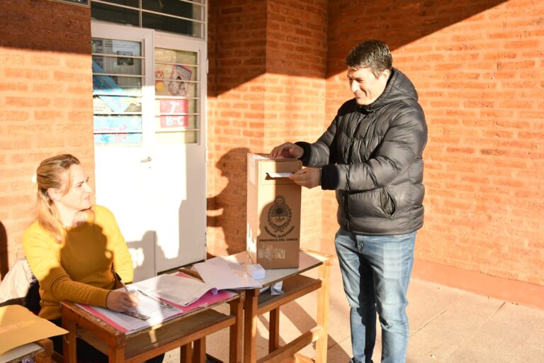 Machagai: Juanchi García emitió su voto y auguró una jornada ejemplar y en armonía