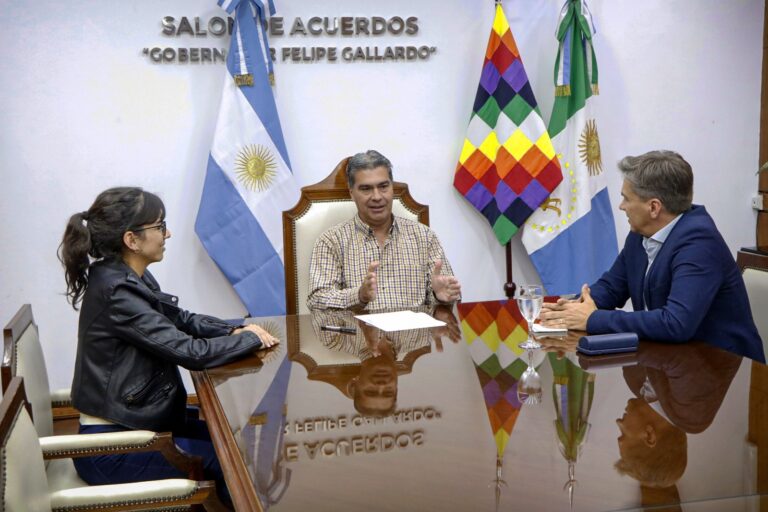 CAPITANICH RECIBIÓ A ZDERO