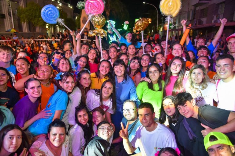 “Las y los jóvenes van a tener más espacio de participación