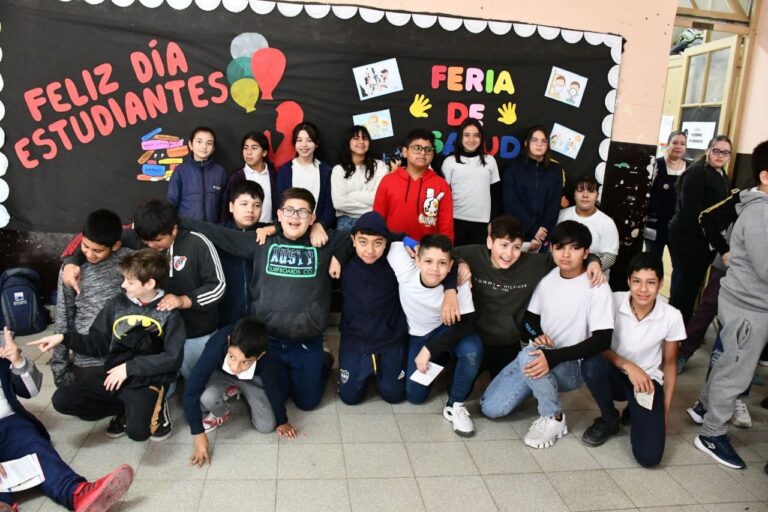 FERIA ESCOLAR DE SALUD EN EL MARCO DE LA SEMANA DEL BIENESTAR