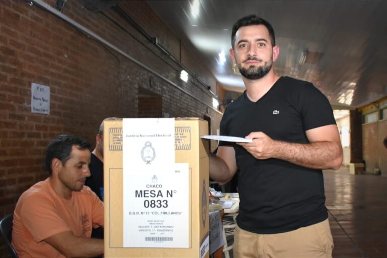 Osvaldo Pérez Cuevas emitió su voto