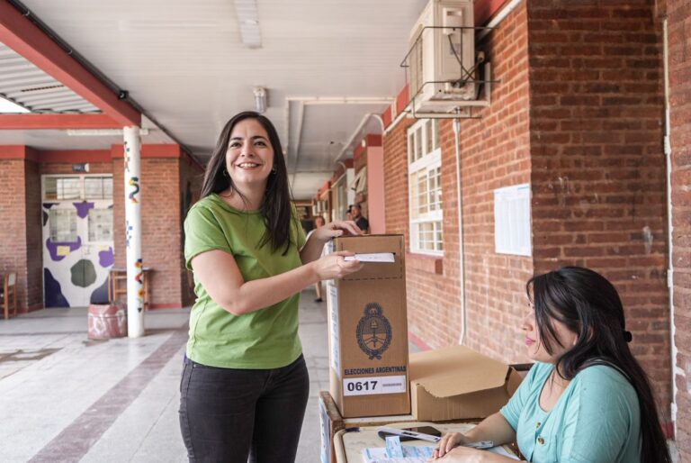 Julieta Campo emitió su voto