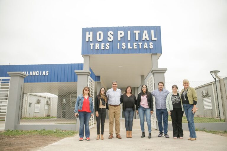 EL GOBERNADOR HABILITÓ LA OBRA DE AMPLIACIÓN DEL HOSPITAL DE TRES ISLETAS  