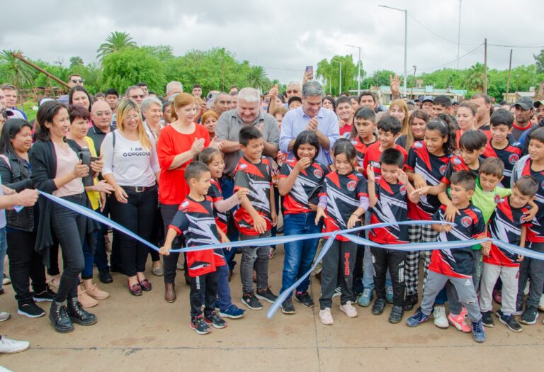 Capitanich inauguró obras en La Tigra, La Clotilde y San Bernardo 