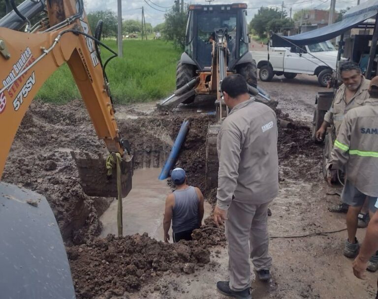 SAMEEP FINALIZÓ LA REPARACIÓN DE UNA CAÑERÍA