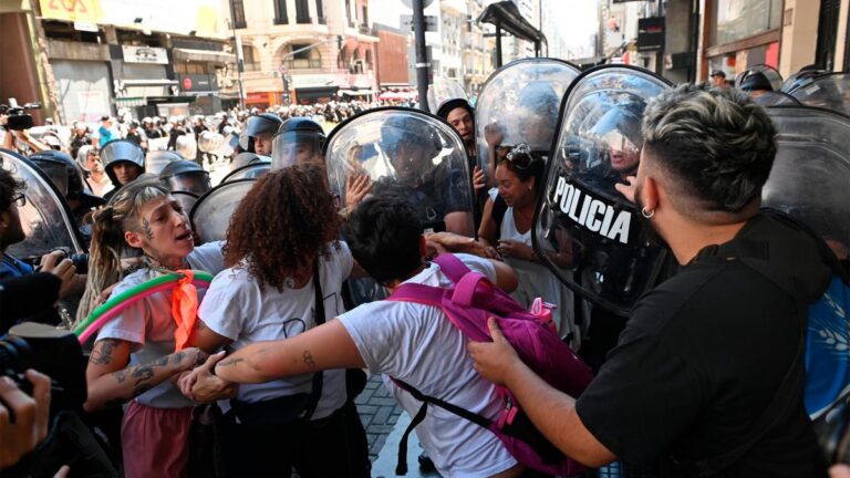 Protesta en Tribunales