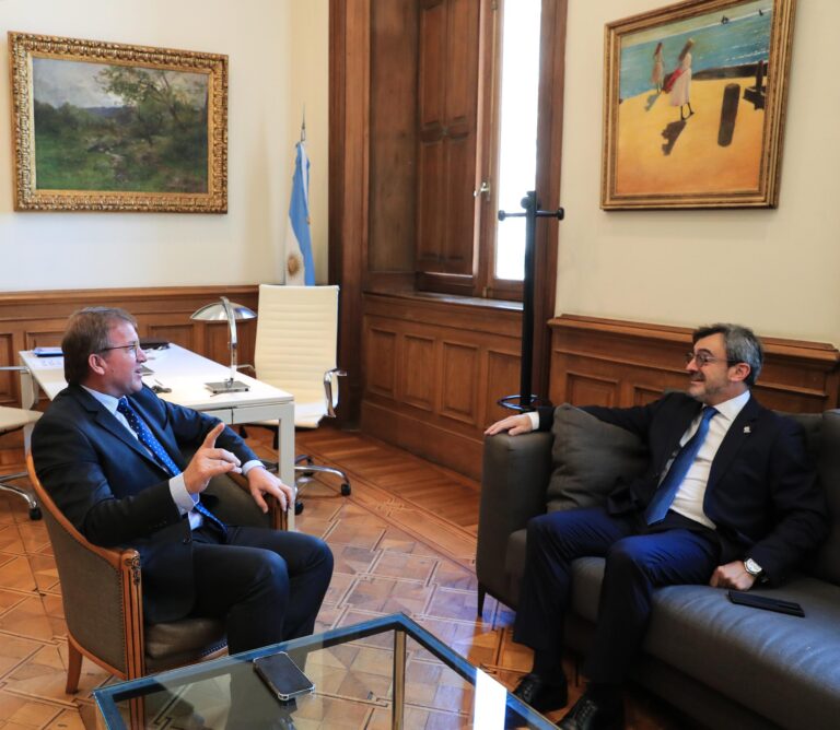 Serenellini se reunió con el presidente de la Unión Industrial bonaerense