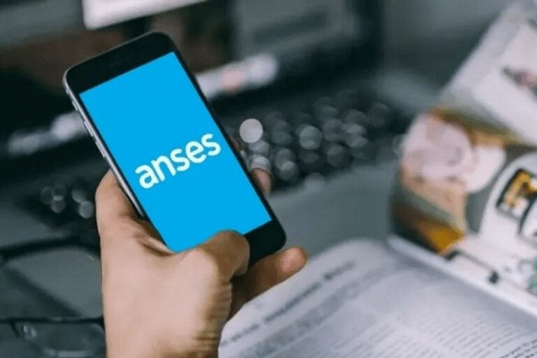 La ANSES suma trámites a la atención virtual