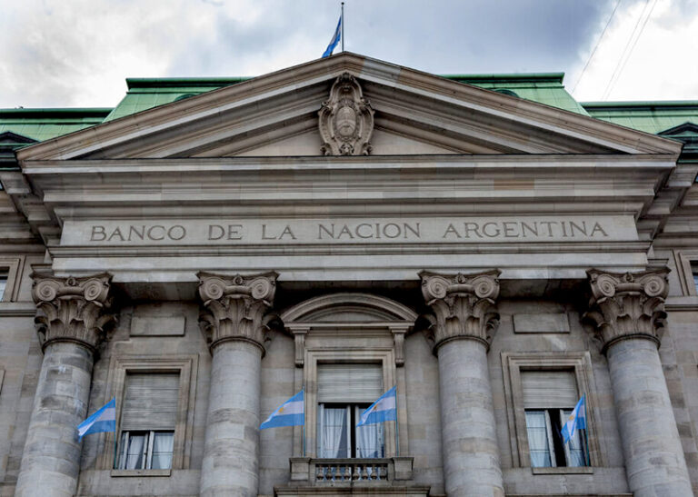 Desde La Bancaria denuncian que el Gobierno