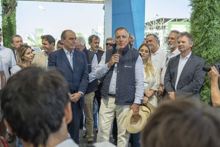 El BNA anunció en Expoagro préstamos