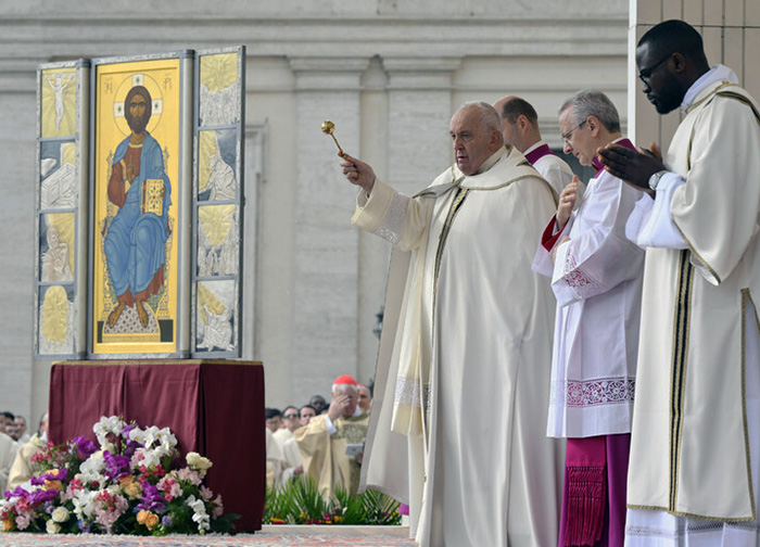 Llamamiento del Papa Francisco en Pascua