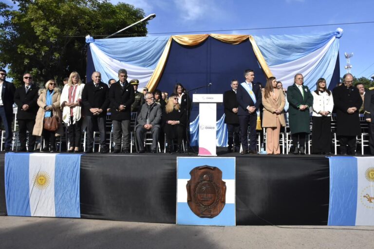 ZDERO PRESIDIÓ EL ACTO CENTRAL DEL 25 DE MAYO EN PAMPA DEL INFIERNO