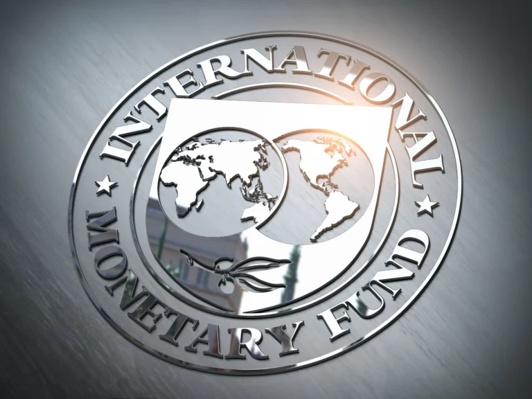 Misión de Economía viaja a EEUU para cerrar la octava revisión con el FMI