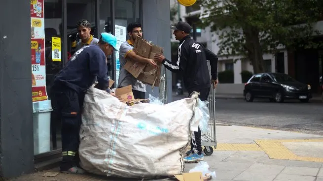 La pobreza escaló al 49% en el último semestre