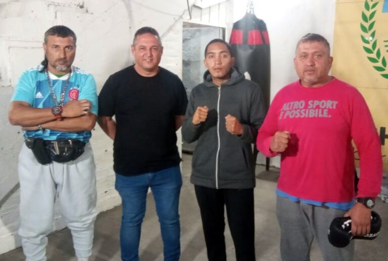 BOXEADOR DEL INSTITUTO DEL DEPORTE CHAQUEÑO COMPETIRÁ EN CÓRDOBA