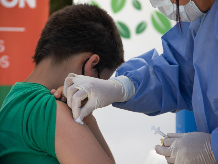 Informe de la OMS y Unicef alertó sobre la caída de la vacunación infantil en Argentina