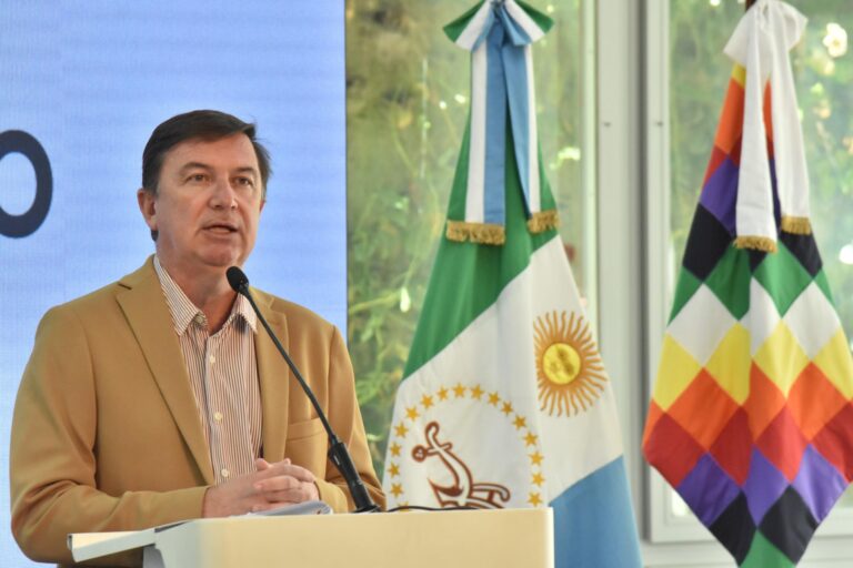 EL GOBIERNO PROVINCIAL PRESENTÓ PROYECTO