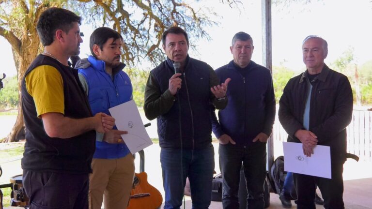 VILLA RÍO BERMEJITO: EXITOSA CELEBRACIÓN DE LOS CRONISTAS DE EXTERIORES