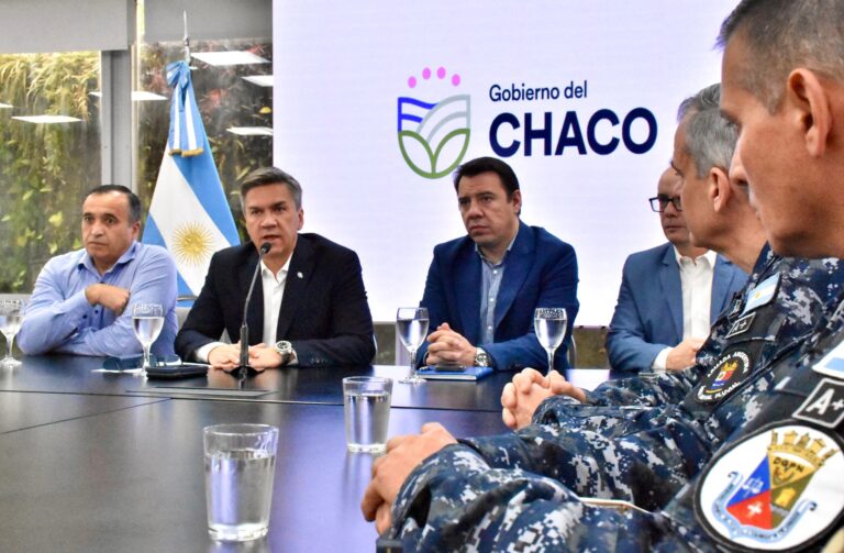 EL GOBIERNO PROVINCIAL Y LA ARMADA ARGENTINA ARTICULAN ACCIONES