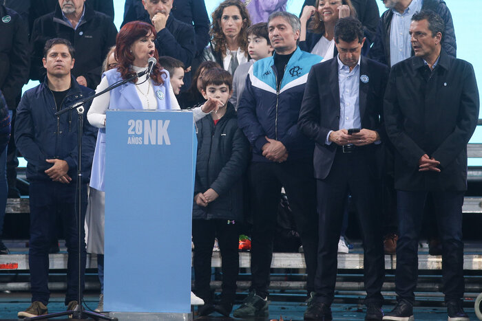 Cristina, Máximo, Massa y Kicillof se reúnen en el PJ bonaerense