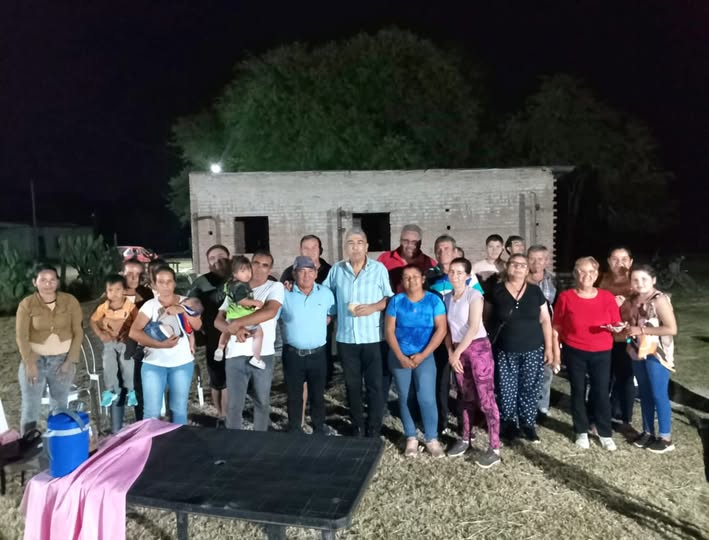 Juan Carlos Ayala visitó Colonia Elisa y avanzó en la reconstrucción del peronismo local