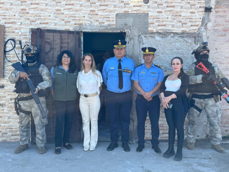 OPERATIVO ANTIBÚNKERBarrio 13 de Diciembre