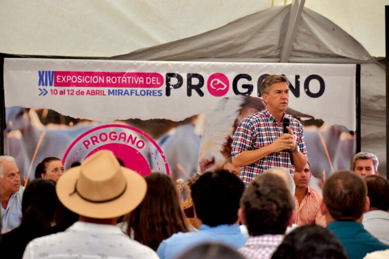 CHACO PRODUCTIVO: EN MIRAFLORES, ZDERO INAUGURÓ REFACCIONES EN EL CEDEPRO Y ACOMPAÑÓ LA XVI EXPOSICIÓN ROTATIVA DEL PROGANO