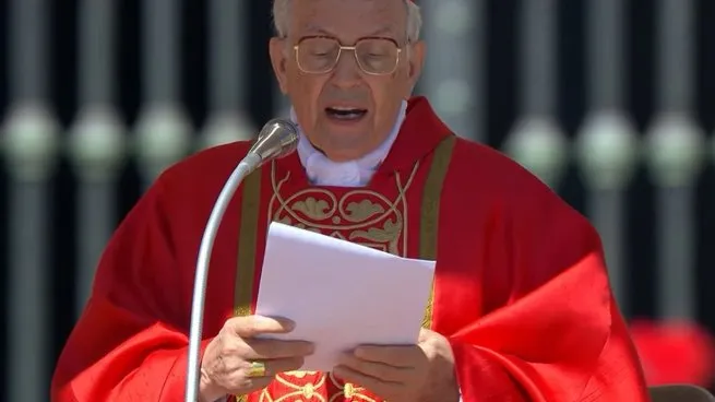 Gionvanni Battista Re sobre el papa Francisco