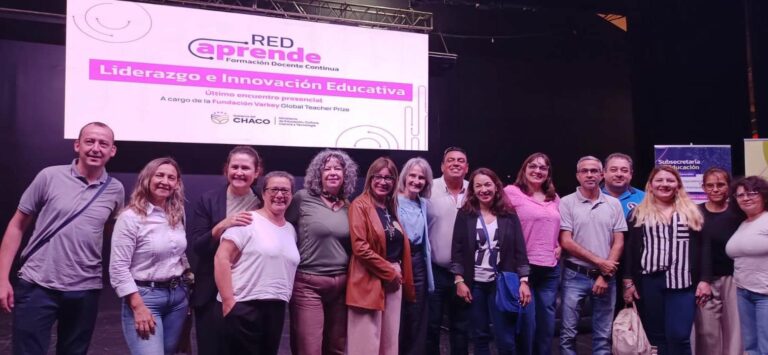 RED APRENDE: EQUIPOS DIRECTIVOS Y DE DOCENTES DE 200 ESCUELAS SECUNDARIAS EN EL TRAMO FINAL DE LA CAPACITACIÓN EN LIDERAZGO