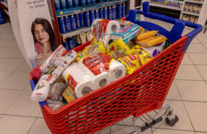 Una familia tipo necesitó más de $1.100.000 en abril para no ser pobre